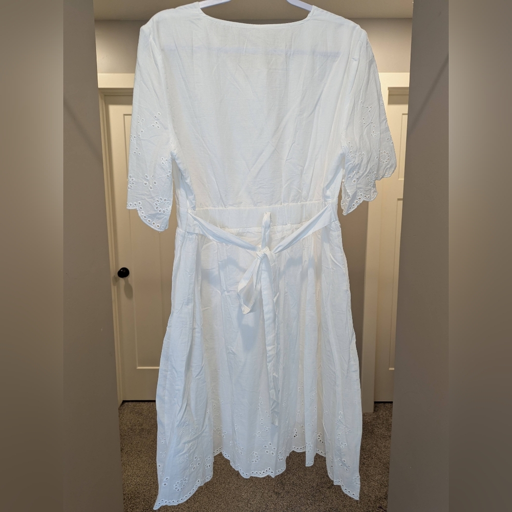 Brand new with tags, white casual dress, size 2XL - Picture 2 of 5